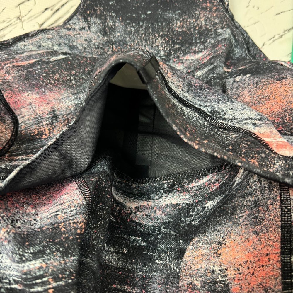 EUC - Lululemon - Size 10 - Light Jacket/Sweatshirt - Picture 7 of 7